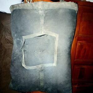 Cashel Black Hay Bag For Horses